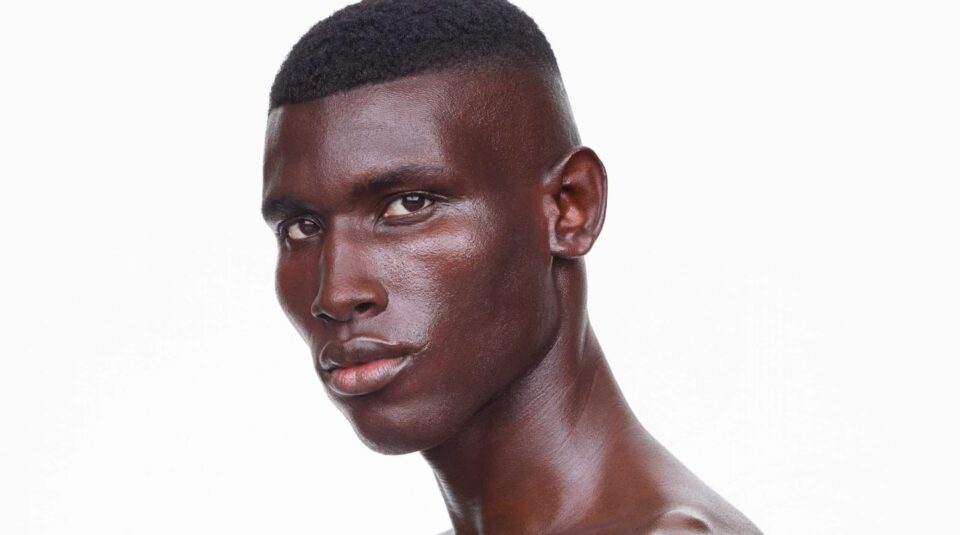 High, shaved sides cut
