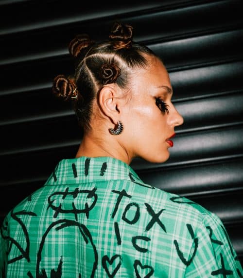 Festival hair: Star Buns